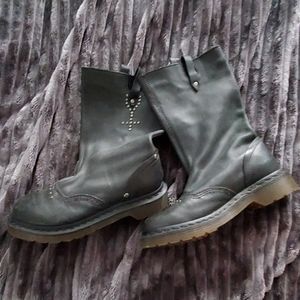 Dr. Martens Alexia boot